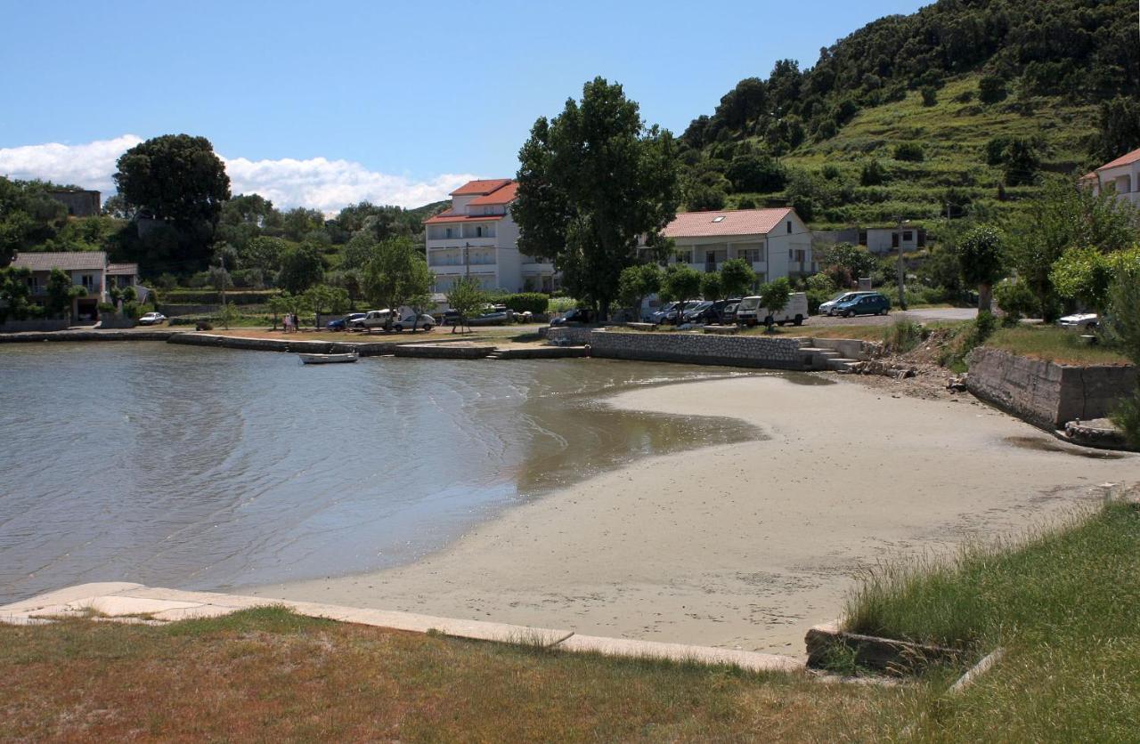 Family Friendly Apartments With A Swimming Pool Supetarska Draga - Donja, Rab - 2019 Exteriér fotografie
