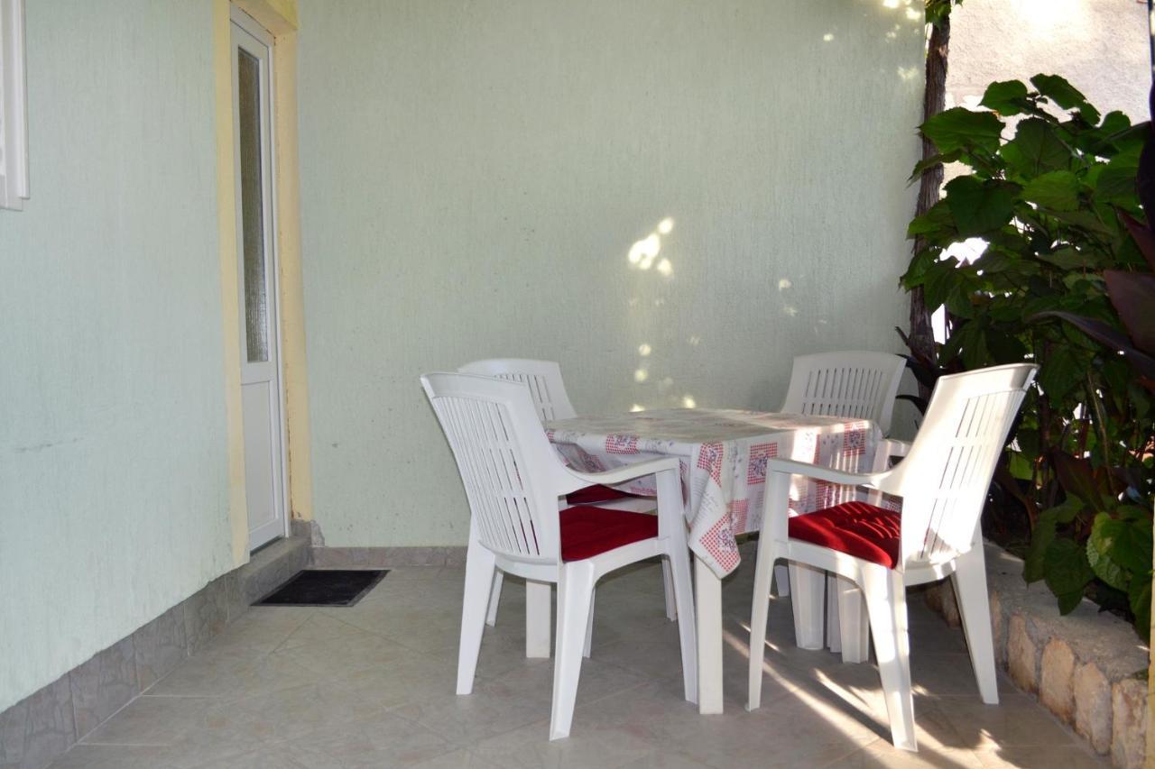 Family Friendly Apartments With A Swimming Pool Supetarska Draga - Donja, Rab - 2019 Exteriér fotografie