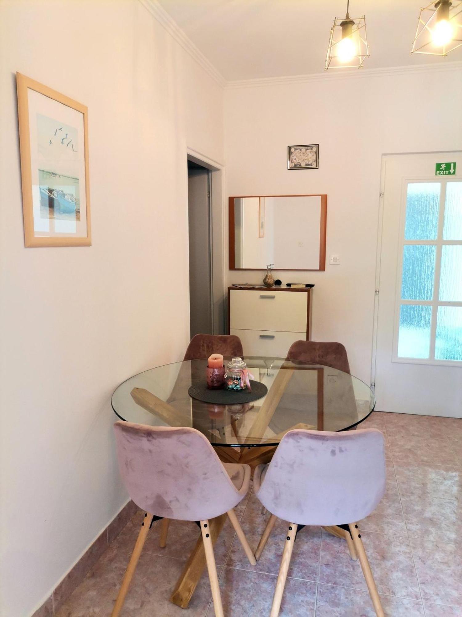 Family Friendly Apartments With A Swimming Pool Supetarska Draga - Donja, Rab - 2019 Pokoj fotografie