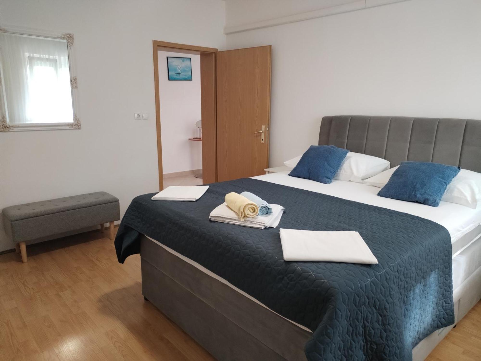 Family Friendly Apartments With A Swimming Pool Supetarska Draga - Donja, Rab - 2019 Exteriér fotografie