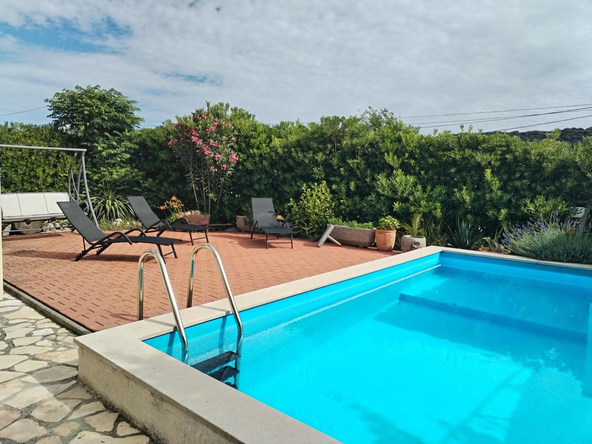 Family Friendly Apartments With A Swimming Pool Supetarska Draga - Donja, Rab - 2019 Exteriér fotografie